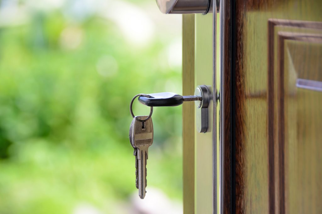 vacant property selling tips - viewings and security